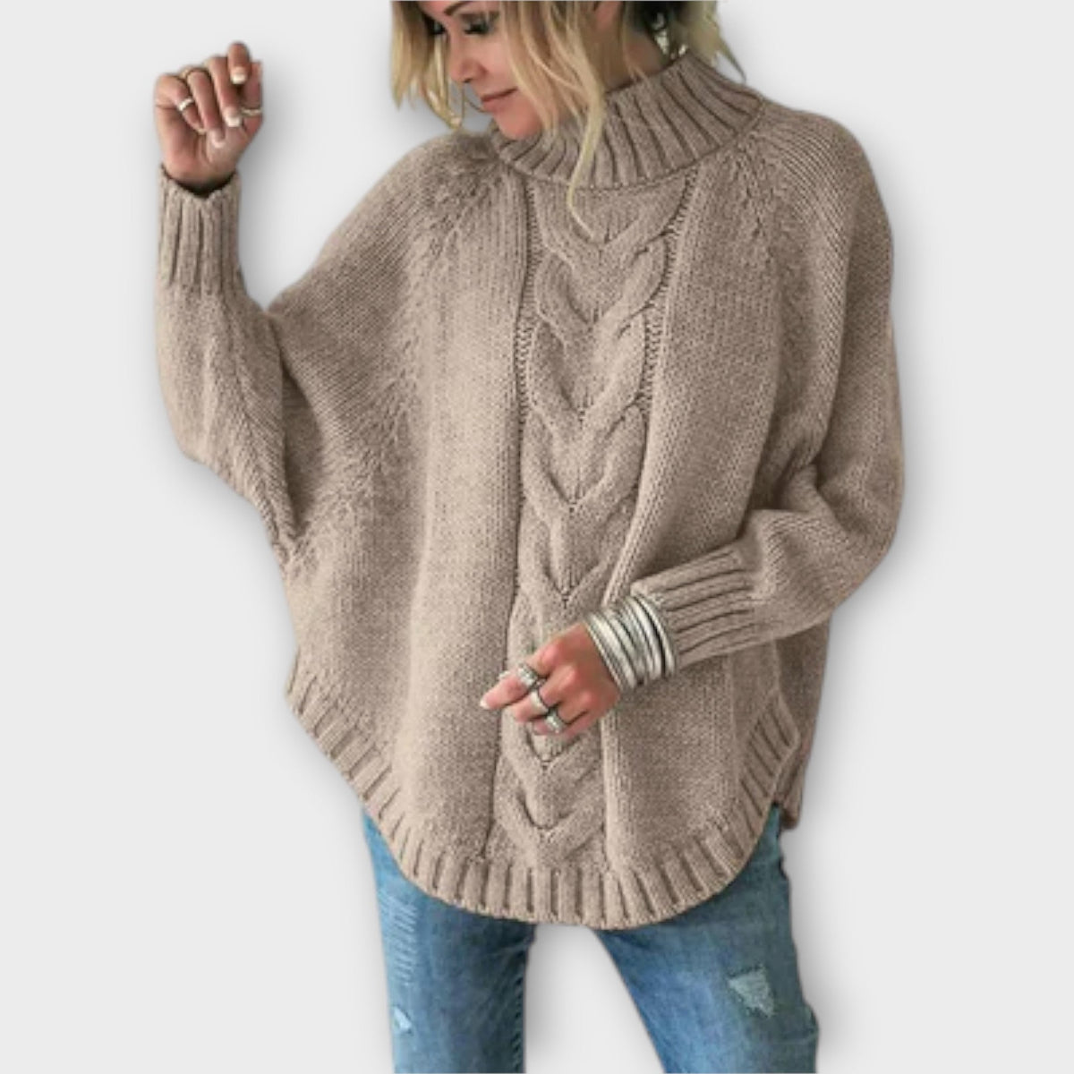 Elysian - Knitted Jumper with Cable Pattern