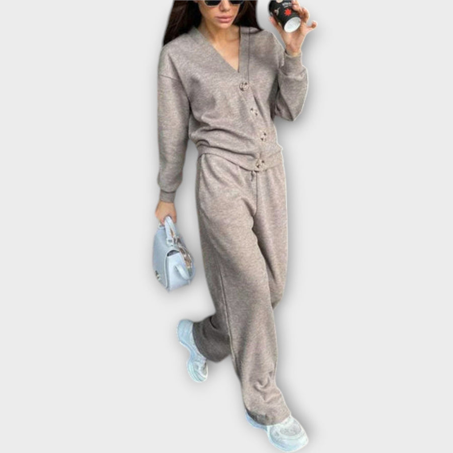 Chantal – Cardigan and Trousers Set