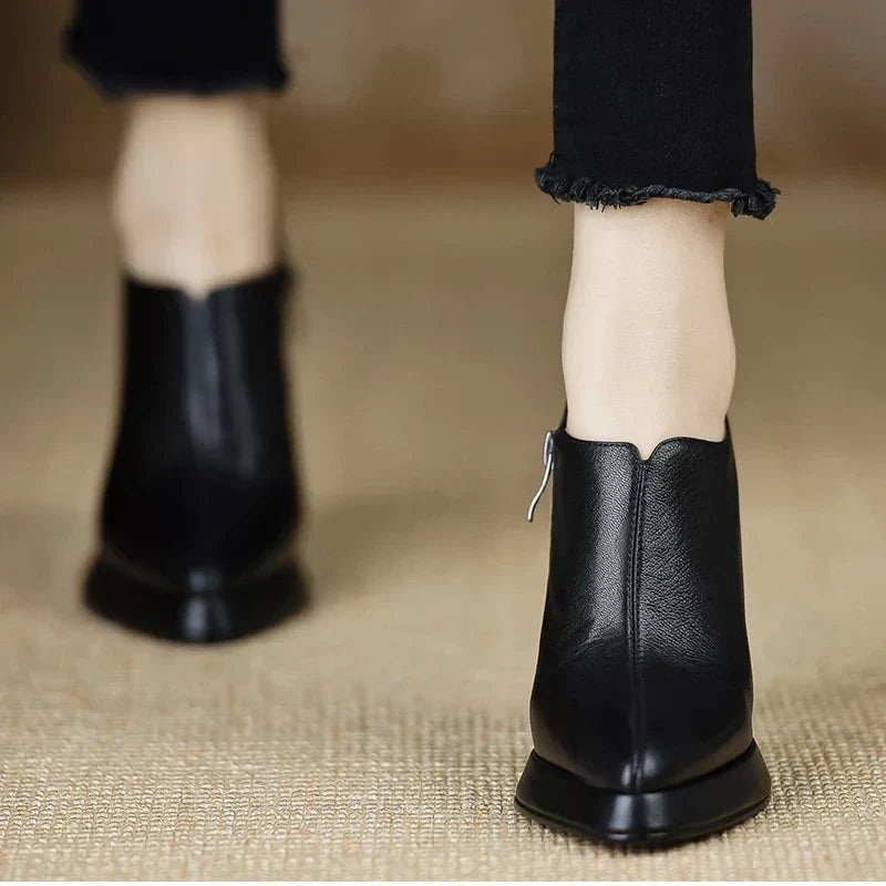 Lydia - Pointed Toe Block Heel Shoes