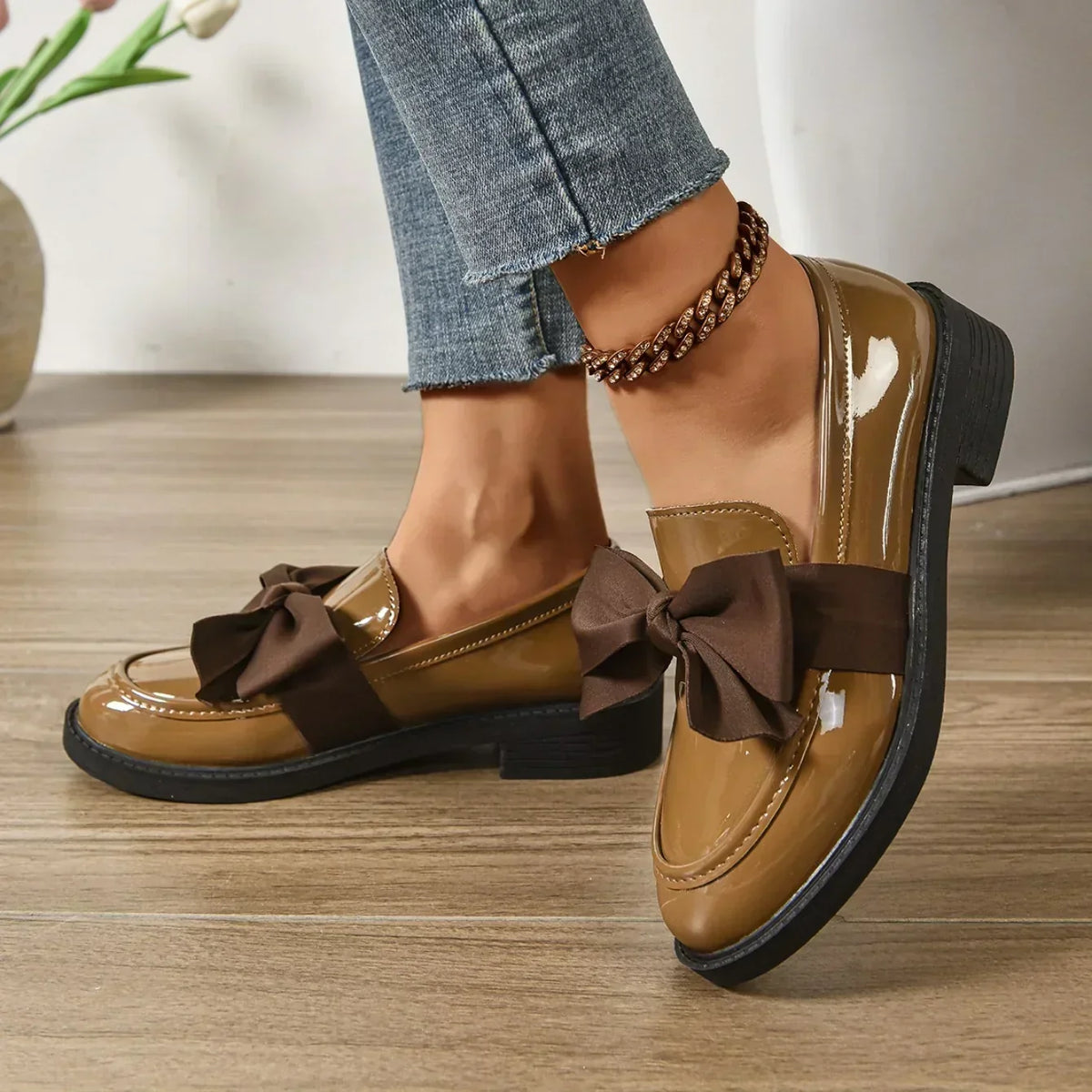 Eleanor - Glossy Bow-Detail Loafers