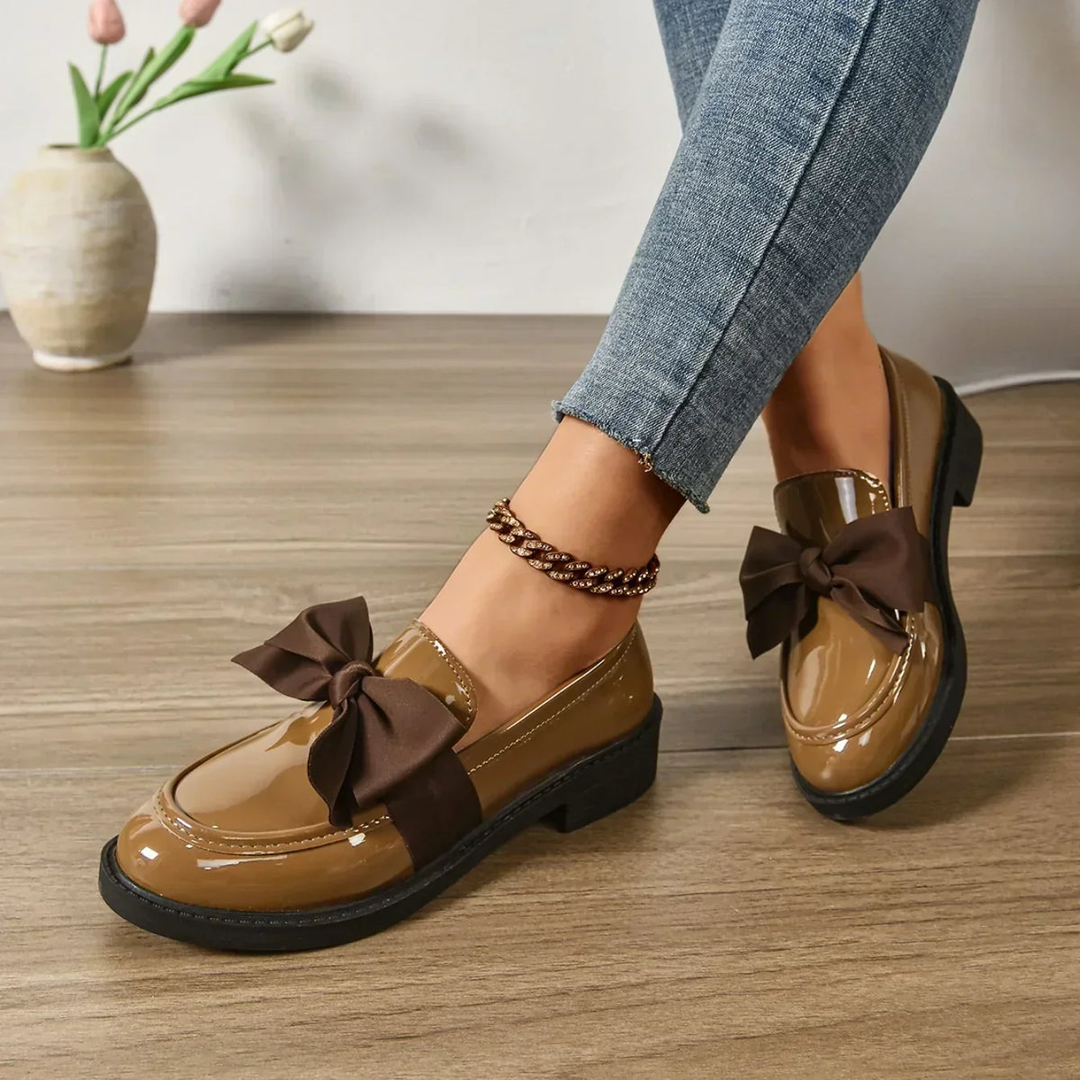 Eleanor - Glossy Bow-Detail Loafers